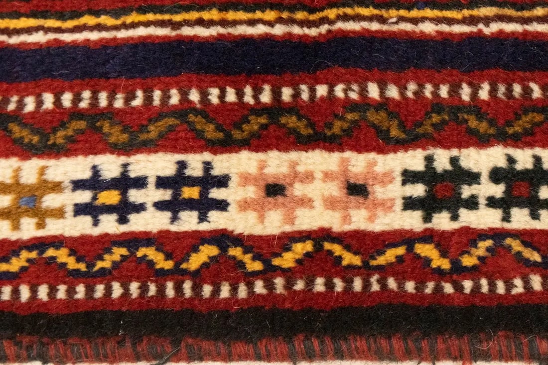 Red Tribal 3'4X4'7 Shiraz Persian Rug - 15