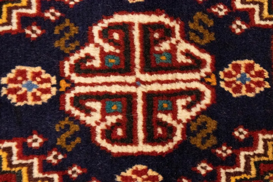 Red Tribal 3'4X4'7 Shiraz Persian Rug - 7