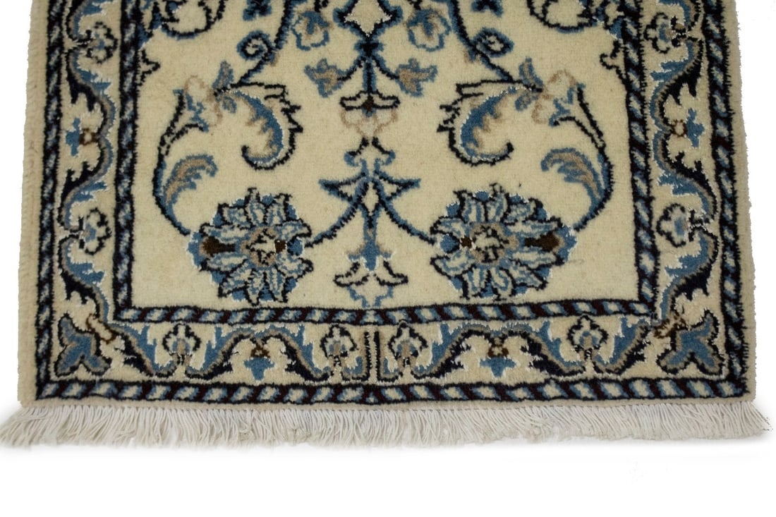 Cream Traditional 2X3 Nain Kashmar Persian Rug - 10