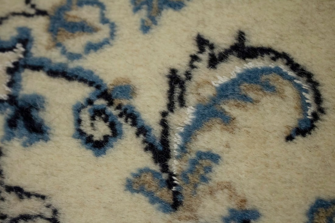 Cream Traditional 2X3 Nain Kashmar Persian Rug - 7
