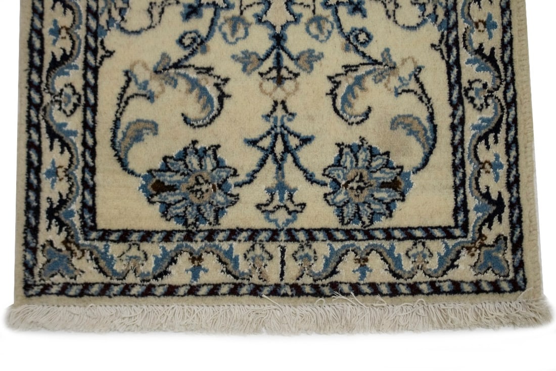 Cream Traditional 2X3 Nain Kashmar Persian Rug - 9