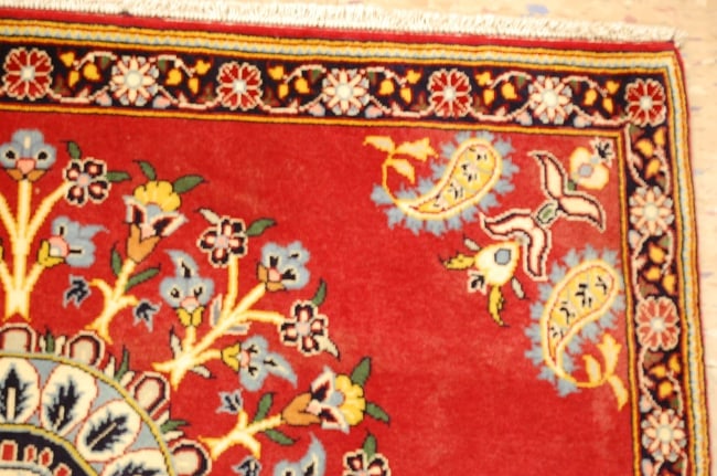 Persian KASHAN RUG 2'5" x 3'3" - 3