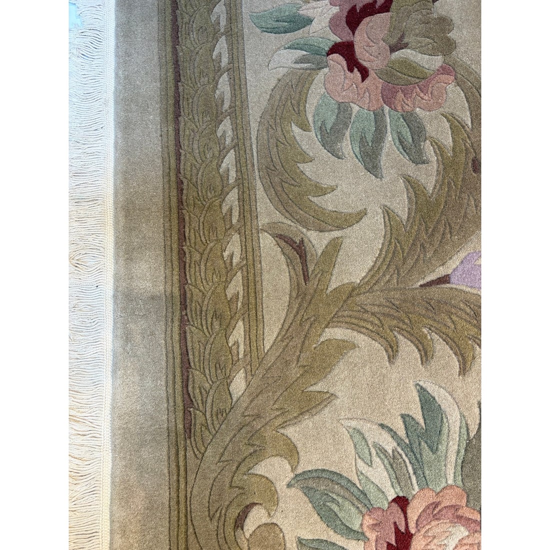 Hand knotted Chinese rug - 2