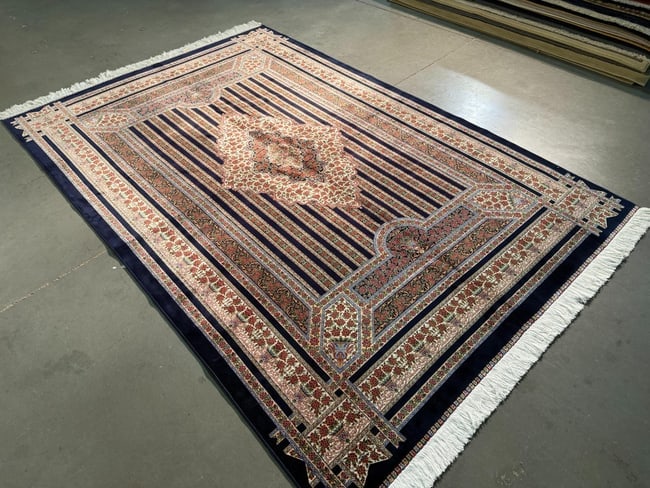 Fine Luxury Silk Rug 4.9x7.6 - 4