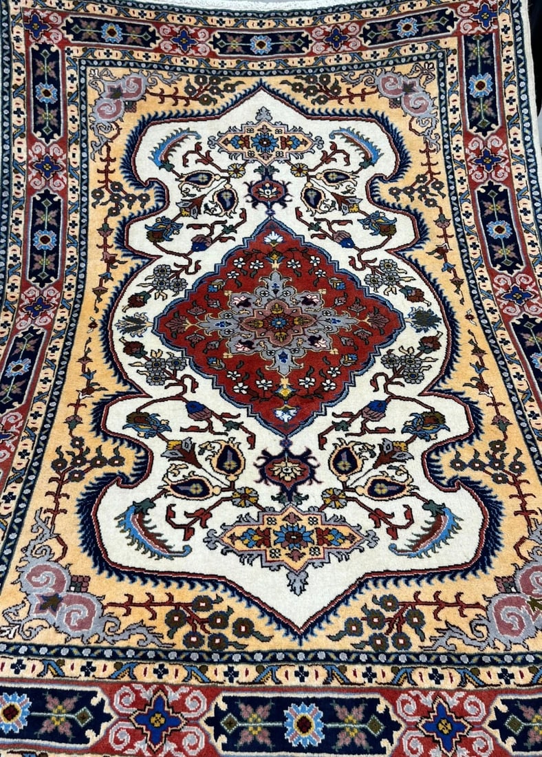 Hand Knotted Persian Tabriz Wool Ivory Oriental Area Rug 4'10" x 6'6" - 2