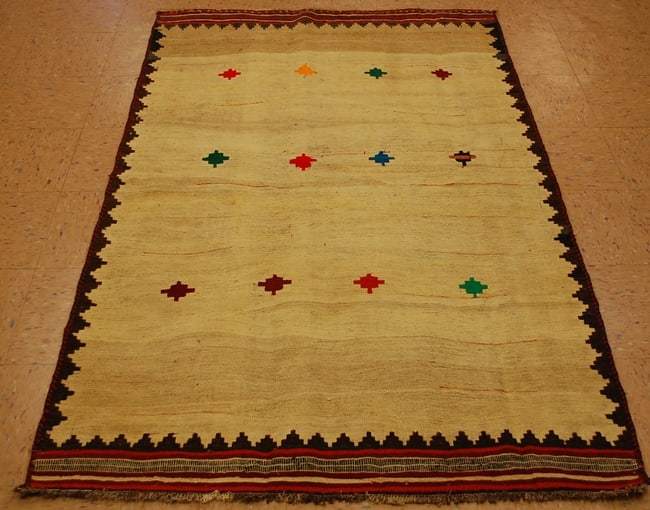 Persian SHIRAZ RUG 4' x 6'7": Title: Persian SHIRAZ RUG 4' x 6'7" Description:OLD,ANTIQUE HIGHLY DETAILED DESIGN Persian SHIRAZ QASHKAI NOMADIC SOFREH (used by QASHKI nomads to eat on AS A TABLE) KILIM ALSO CALLED FLAT WOVEN