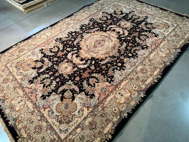 Exquisite Silk&Wool Tabriz Rug 6x9 - 2