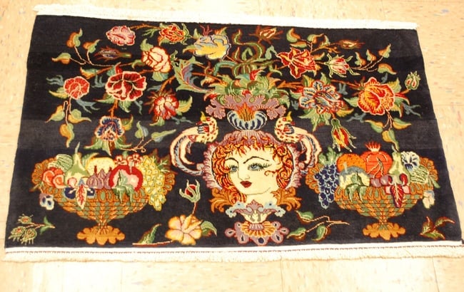 Persian KASHAN RUG 1'10" x 2'11": Title: Persian KASHAN RUG 1'10" x 2'11" Description:OLD,ANTIQUE KOWK WOOL_HIGH KPSI Persian KASHAN ORIENTAL RUG ..........with an exact size of 1'10" x 2'11".....GREAT subjects design OF KASHAN RUG ..