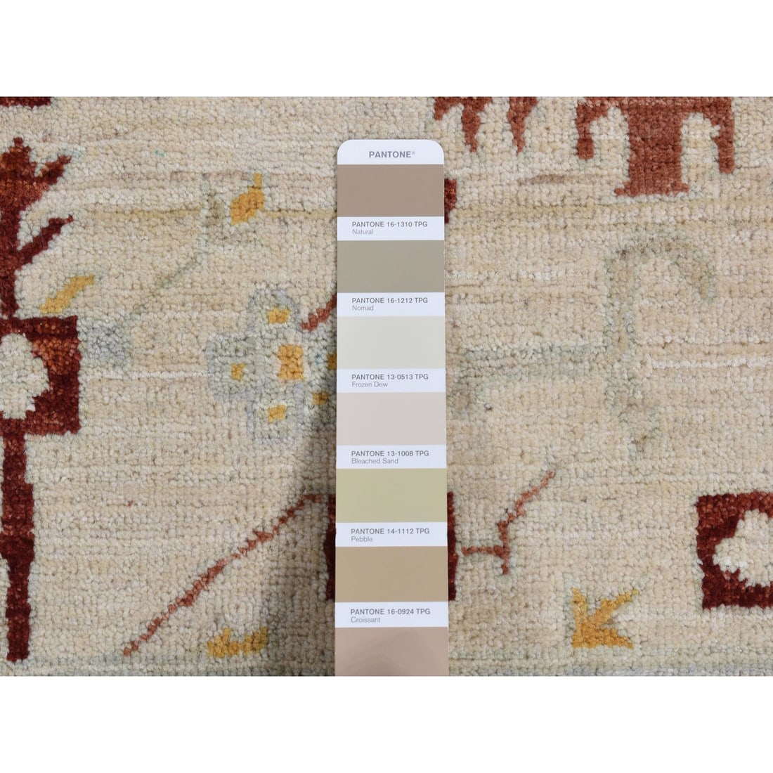 Parchment White, Peshawar with Mahal Design, Hand Knotted Wool Rug - 7