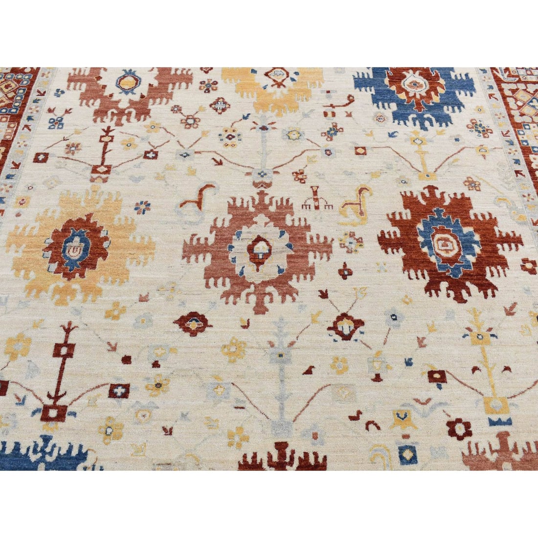 Parchment White, Peshawar with Mahal Design, Hand Knotted Wool Rug - 8