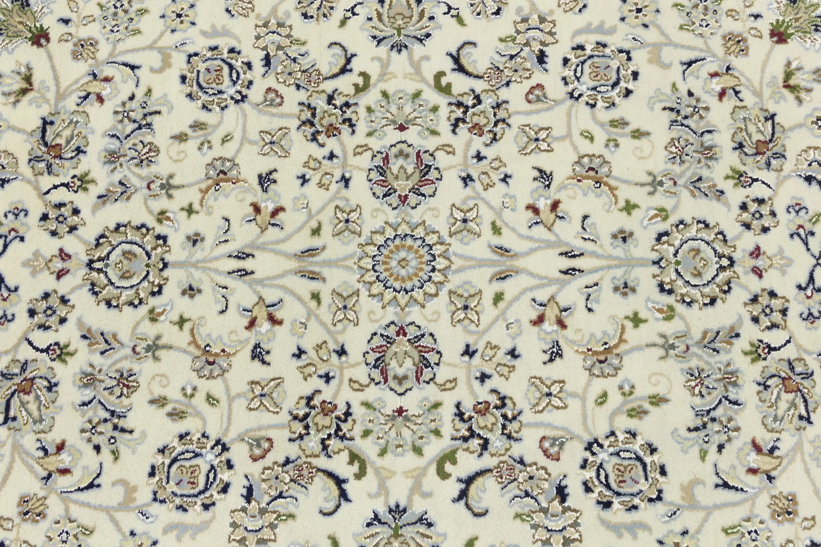 Cream Floral 5'5X7'9 Indo-Nain Oriental Rug - 10