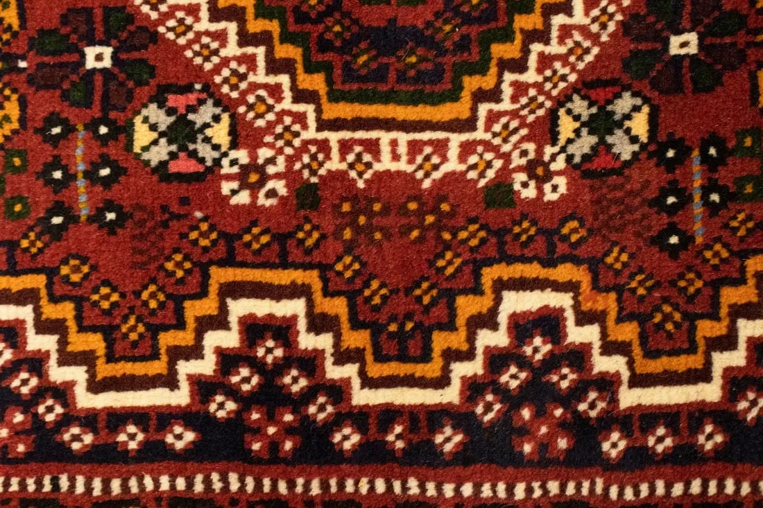 Red Tribal 3'5X5 Shiraz Persian Rug - 14