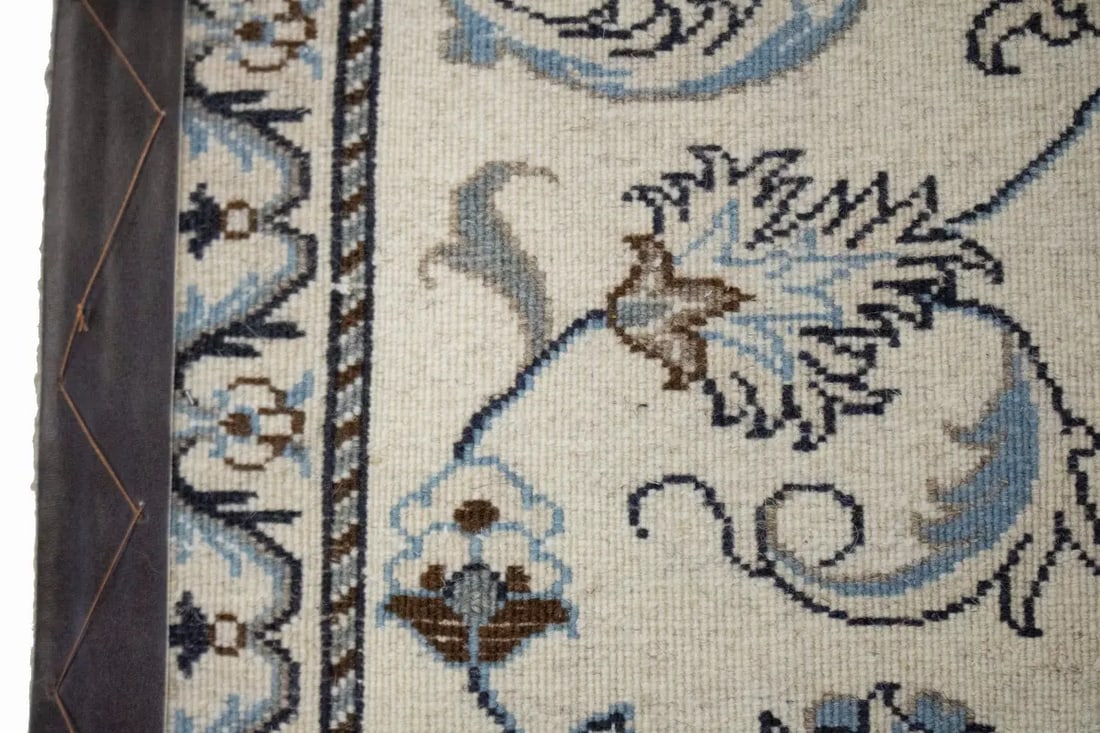 Cream Floral Classic 2'4X4 Nain Persian Rug - 14