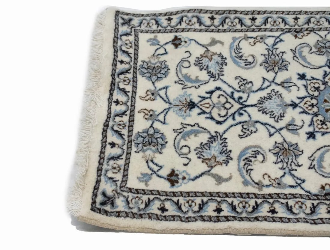 Cream Floral Classic 2'4X4 Nain Persian Rug - 8