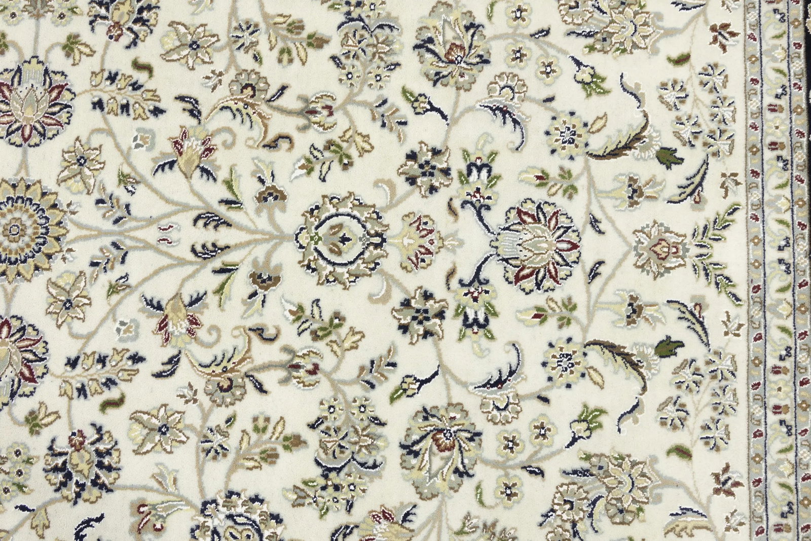 Cream Floral 8X10 Indo-Nain Oriental Rug - 16