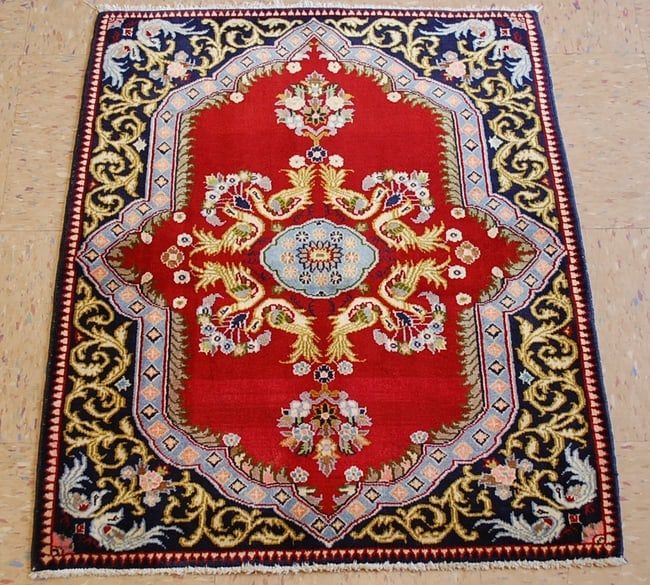 Persian KASHAN RUG 2'3" x 2'9": Title: Persian KASHAN RUG 2'3" x 2'9" Description:OLD,ANTIQUE KOWK WOOL_HIGH KPSI P-KESHAN ORIENTAL RUG ..........with an exact size of 2' 3"x 2' 9" .........Bird subjects design over Red and Royal