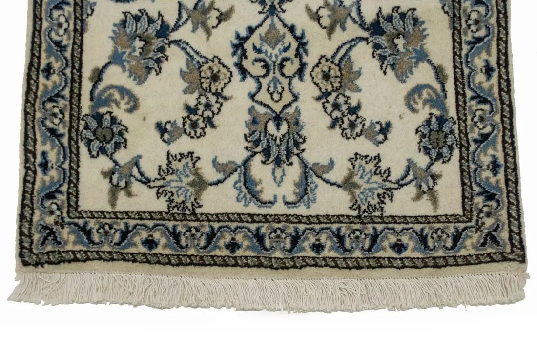 Cream Floral Classic 2'5X4'3 Nain Persian Rug - 9