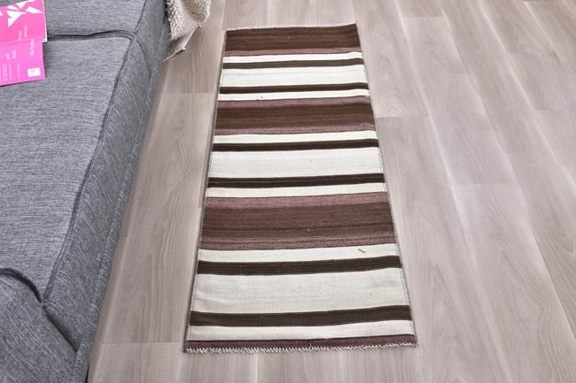 1'10'' x 4'8'' Turkish Flatweave Kilim Rug - 241146 - 3