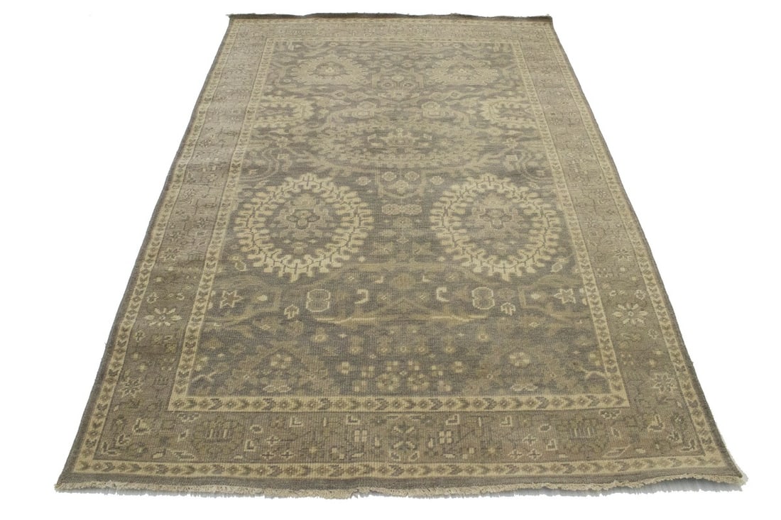 Brown Floral 5'7X8'5 Transitional Oriental Rug - 3