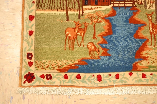 Persian ISFAHAN RUG 2'4" x 2'8" - 3