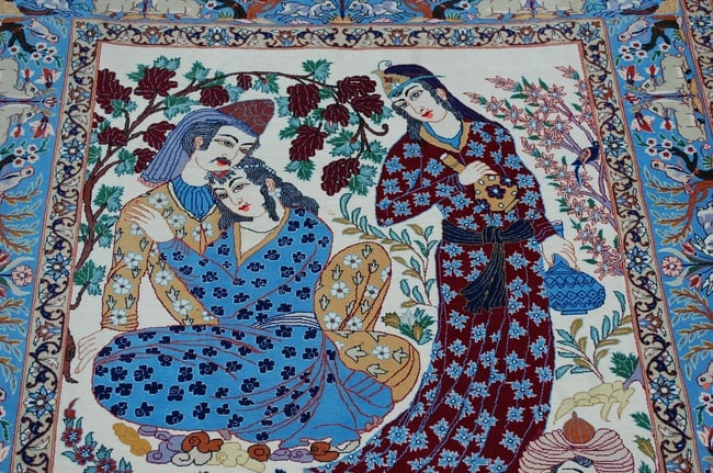 Persian ISFAHAN RUG 3'7"x5'5" - 3