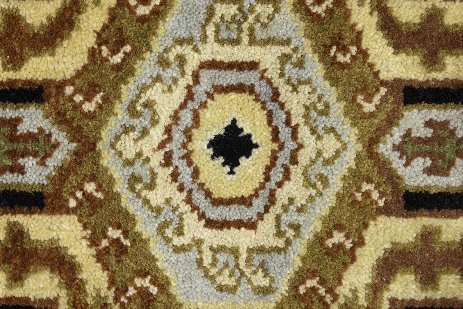 Charcoal Geometric Tribal 3X6 Serapi Oriental Rug - 8