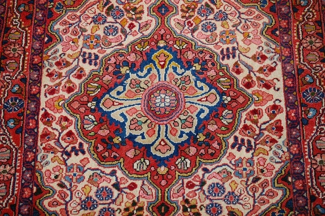 Persian SAROUK RUG 2'9" x 3'6" - 11