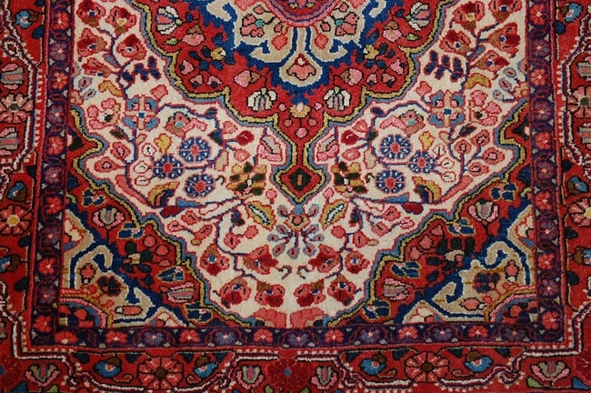 Persian SAROUK RUG 2'9" x 3'6" - 4