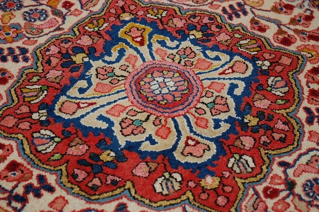 Persian SAROUK RUG 2'9" x 3'6" - 7