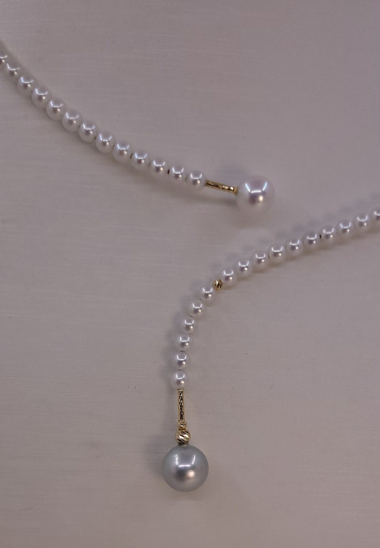 Necklace - 18 krt Yellow gold 7x9 mm Akoya pearls - 3,5 mm freshwater pearls - 4