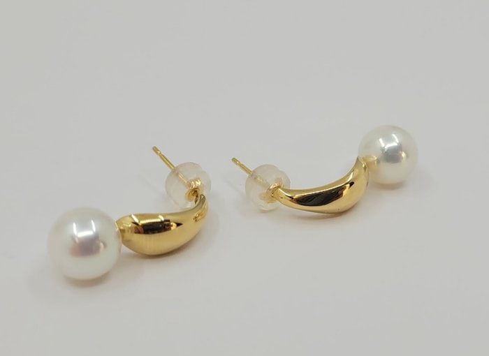 Earrings - 18 kt. Yellow gold - 7.5x8mm Akoya Pearls - 7