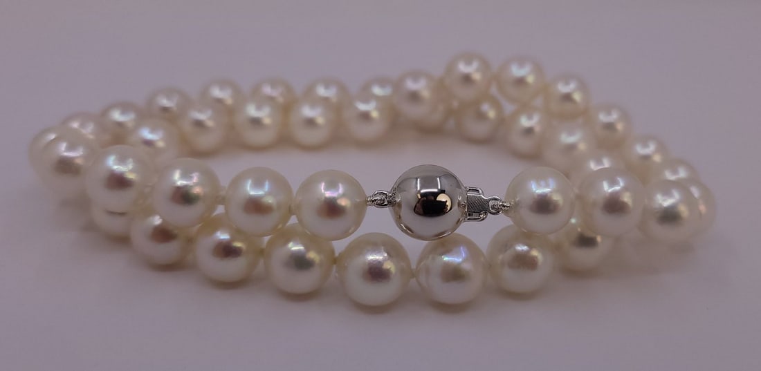 Necklace 9x9.5mm Akoya Pearls - 9