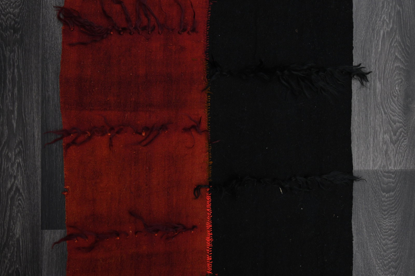 3x11.5 ft, BLACK & RED TURKISH Kilim Runner - 5