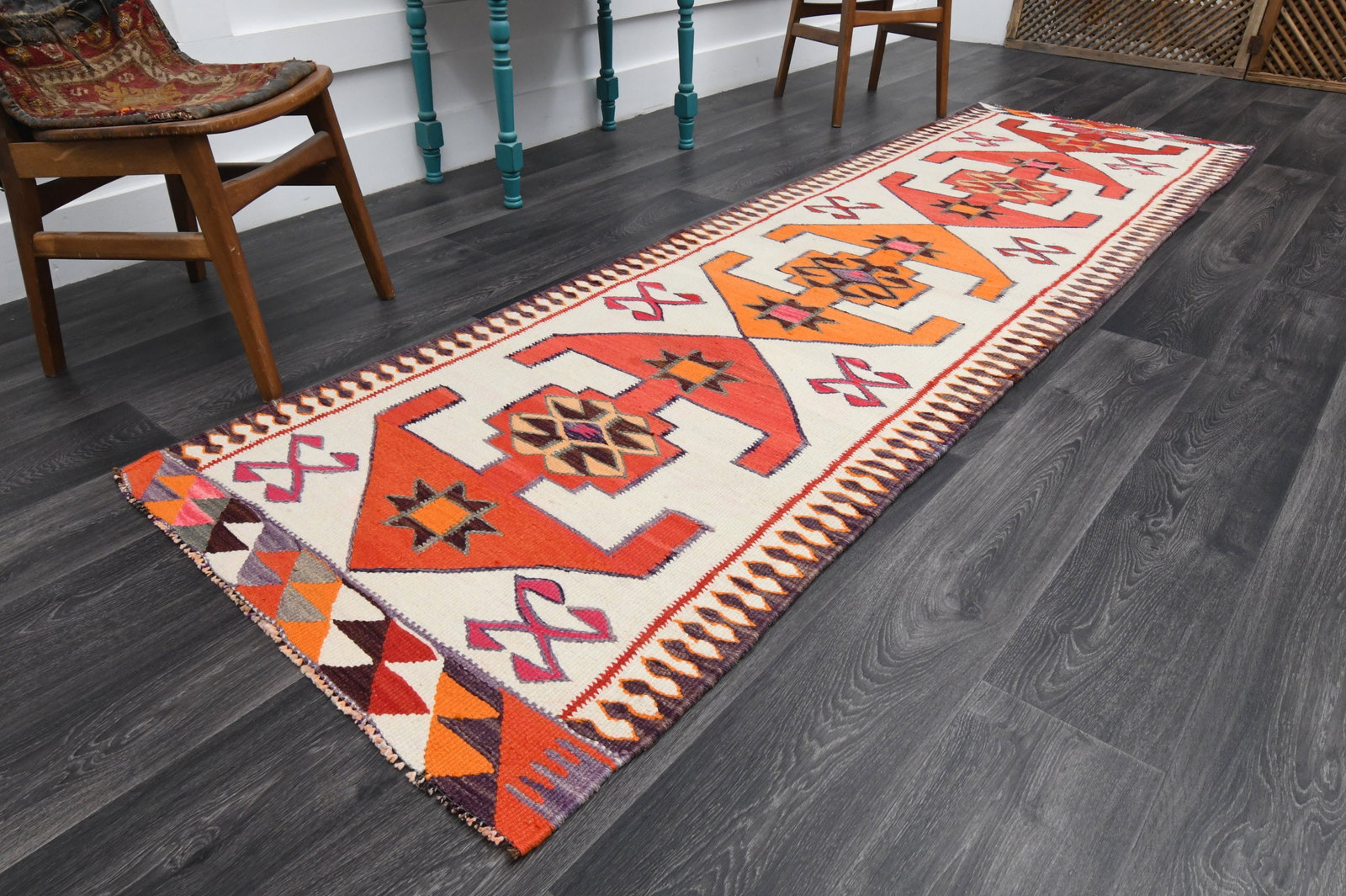 3.1x10 ft, White & Red KILIM Runner: Title: 3.1x10 ft, White & Red KILIM Runner Description: This Turkish one-of-a-kind Vintage Flatweave Kilim Rug is hand-knotted and handwoven by the most skilled artisans who use pure wool, in vibrant,