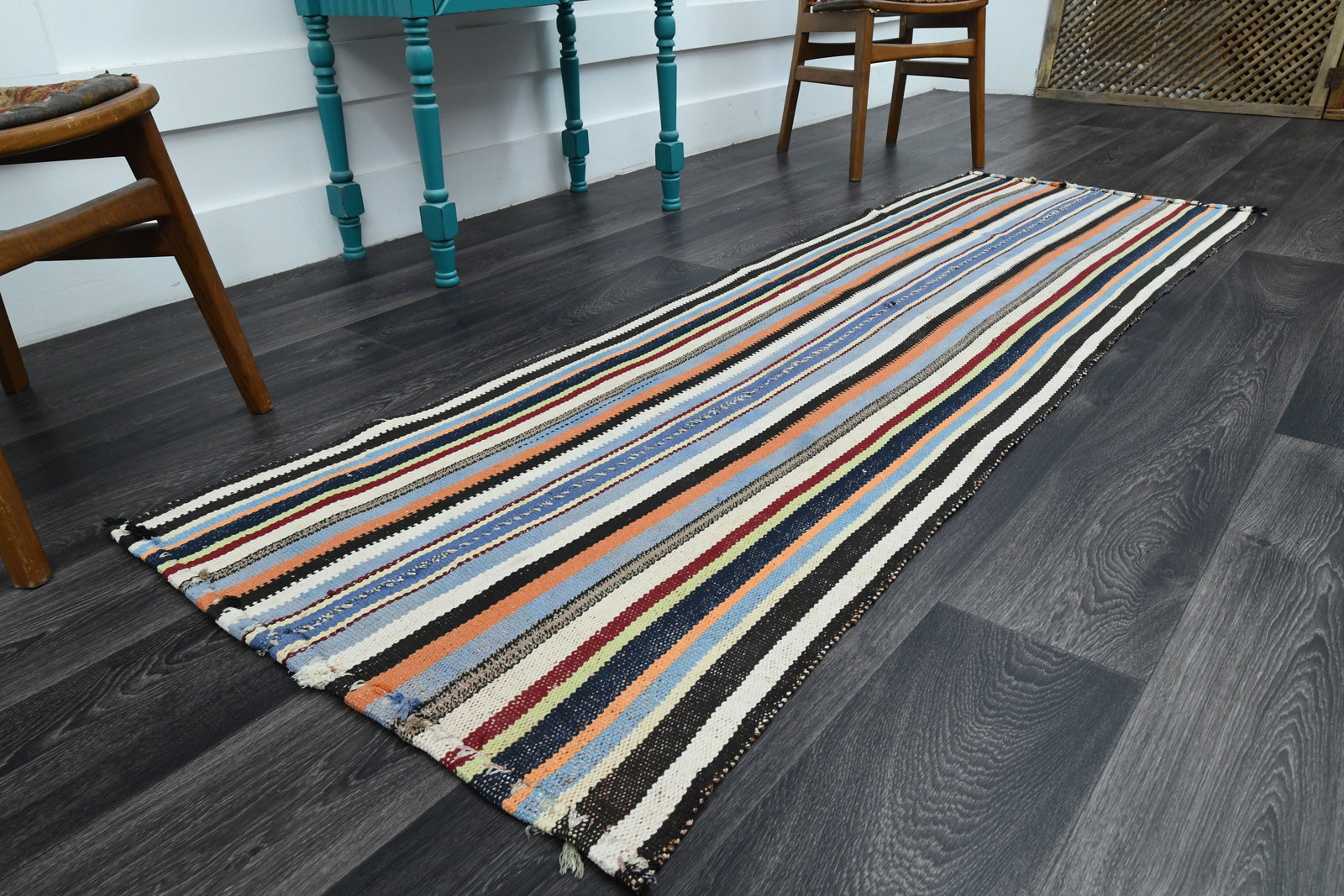2.6x7.6 ft, TURKISH KILIM Runner: Title: 2.6x7.6 ft, TURKISH KILIM Runner Description: This Turkish one-of-a-kind Vintage Flatweave Kilim Rug is hand-knotted and handwoven by the most skilled artisans who use pure wool, in vibrant, na