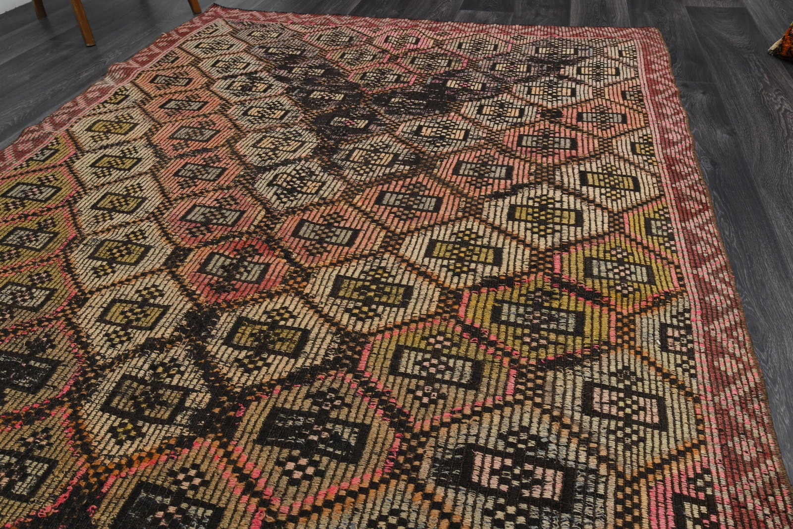 5.5x8.5 ft, VINTAGE Rug, TURKISH - 3
