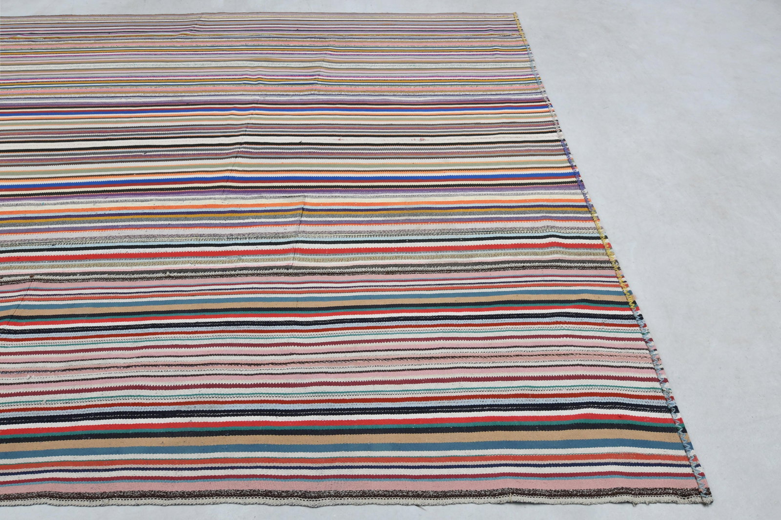 10'5x13'3 ft, COLORFUL HANDWOVEN RUG - 6