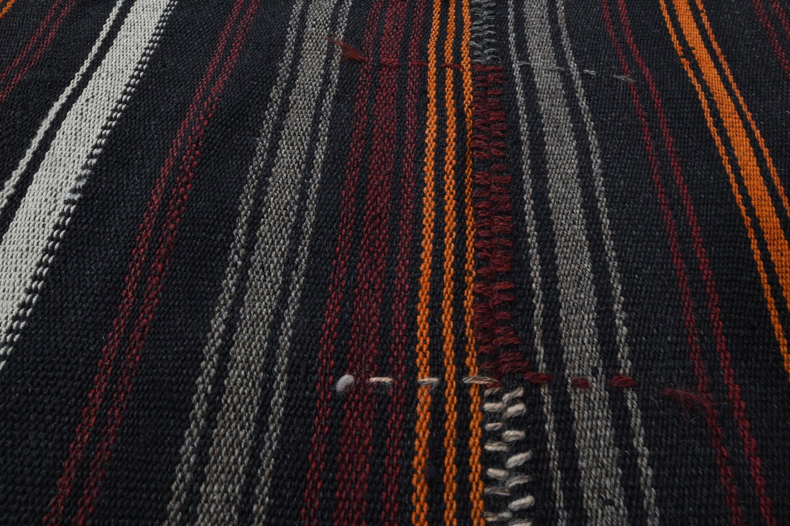 4.7x9.3 ft, STRIPED KILIM RUG - 7