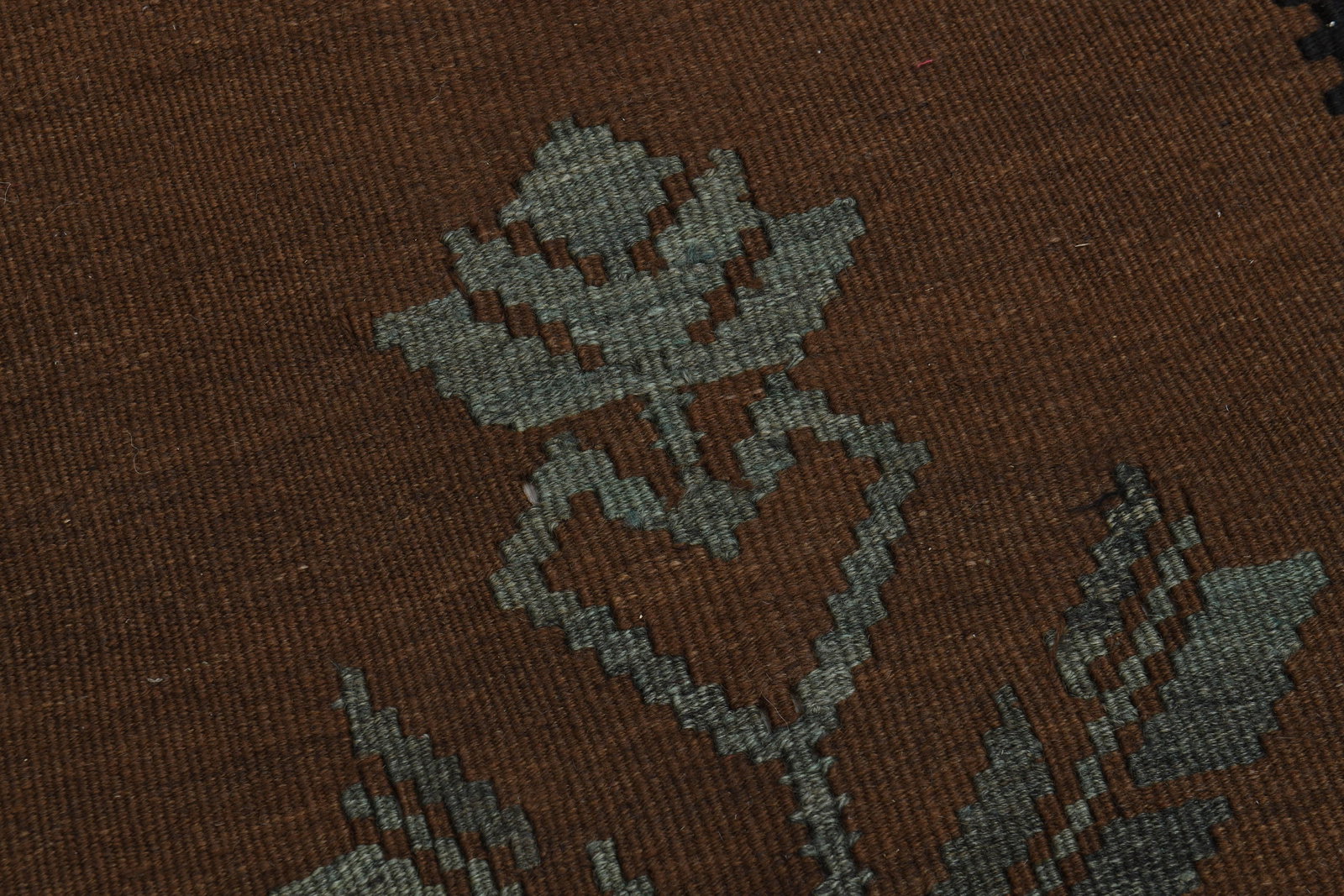 5'6x12'9 ft, BROWN COLORFUL RUG,: Title: 5'6x12'9 ft, BROWN COLORFUL RUG, Description: This Turkish one-of-a-kind Vintage Flatweave Kilim Rug is hand-knotted and handwoven by the most skilled artisans who use pure wool, in vibrant, na
