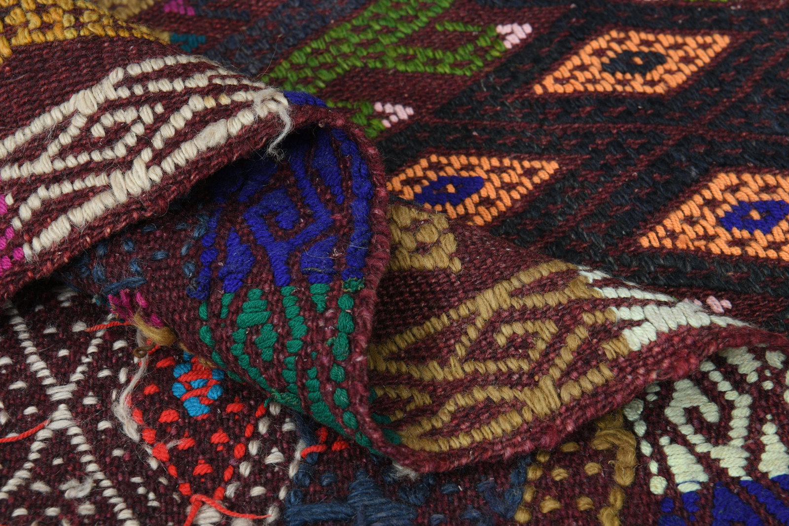 4'4x6 ft, Vintage Turkish Rug - 4