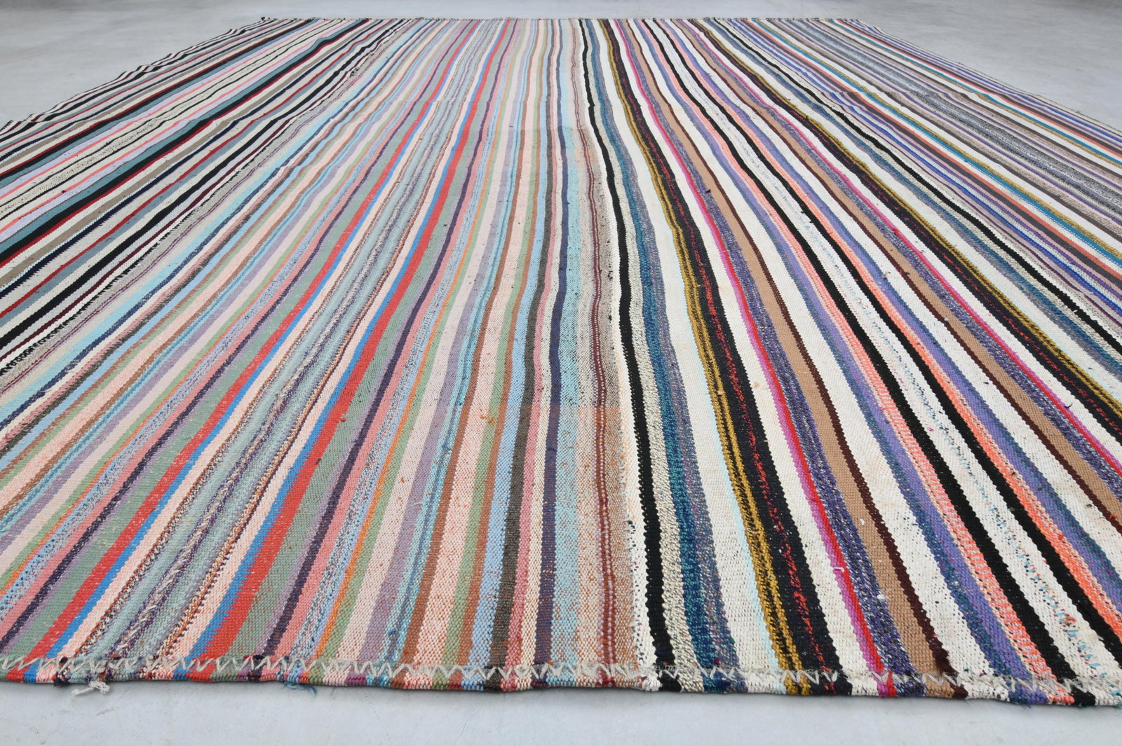 10.8x13.3 ft, RAINBOW KILIM RUG - 4