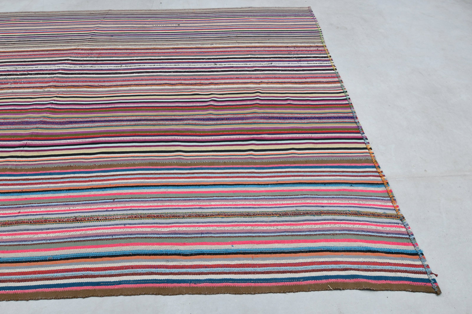 10.3x14.7 ft, COLORFUL AREA RUG - 5