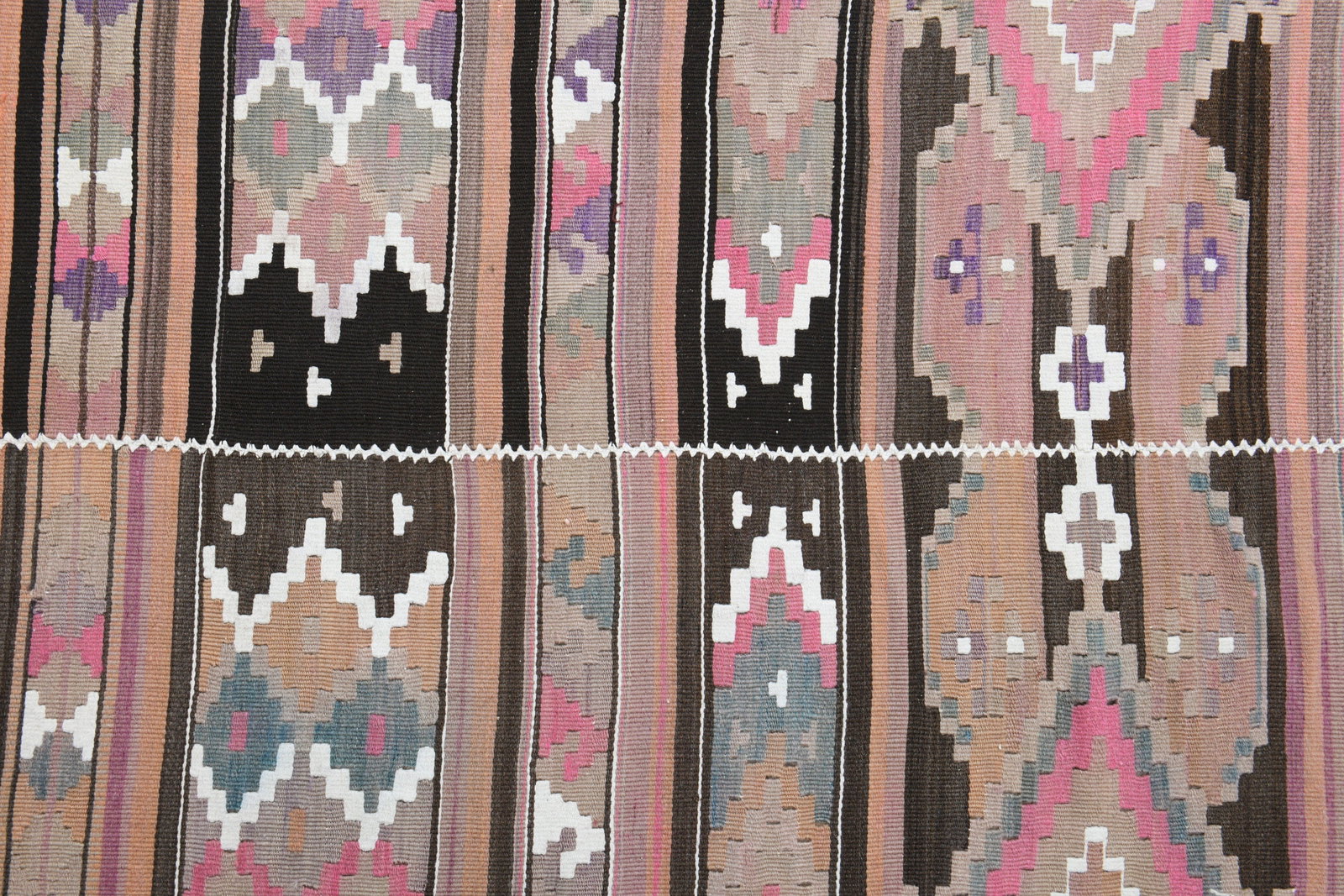 5'2x13'1 ft, COLORFUL STRIPED DeCOR - 5