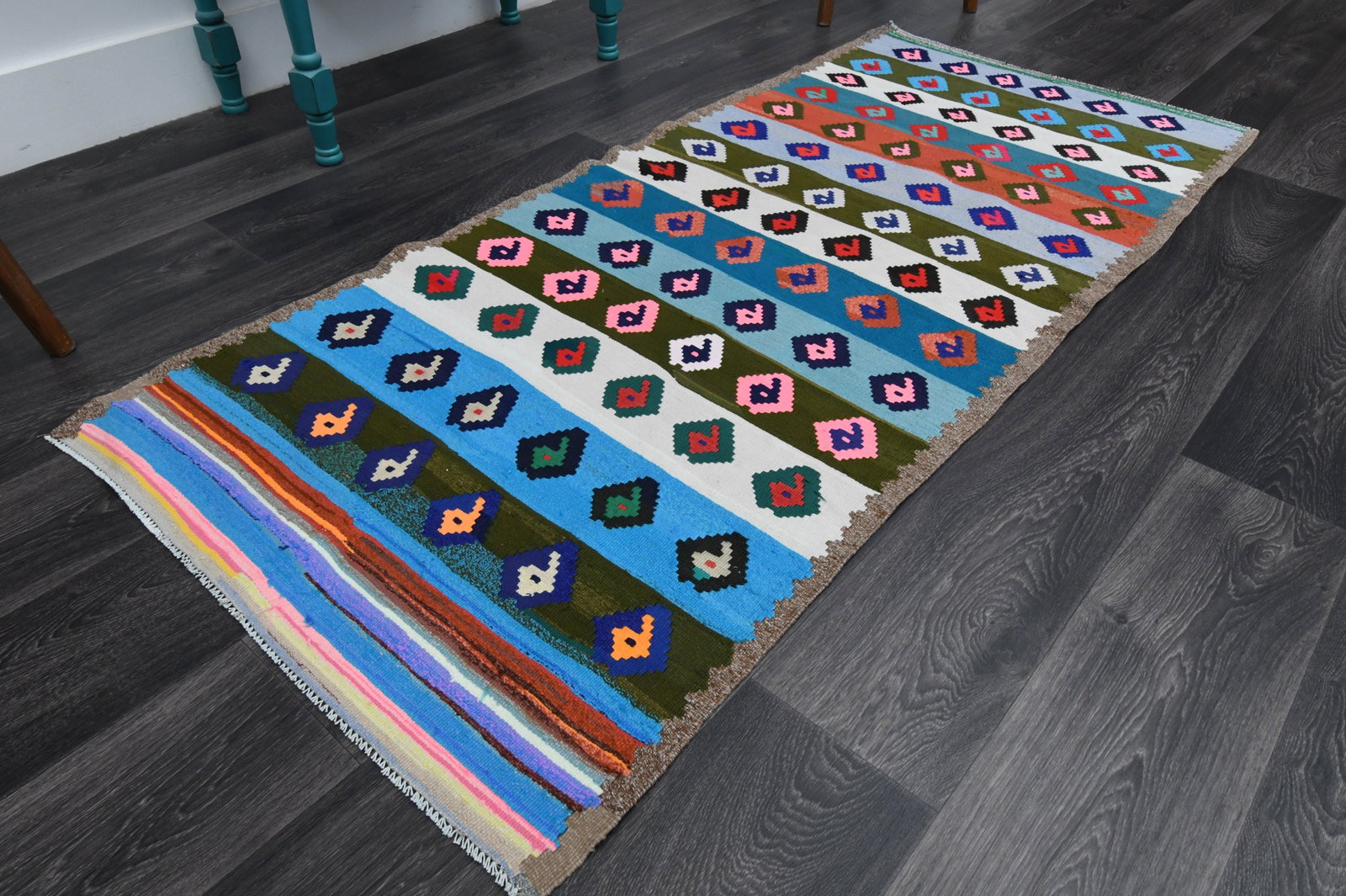 2.9x6.4 ft, TURKISH KILIM Runner: Title: 2.9x6.4 ft, TURKISH KILIM Runner Description: This Turkish one-of-a-kind Vintage Flatweave Kilim Rug is hand-knotted and handwoven by the most skilled artisans who use pure wool, in vibrant, na