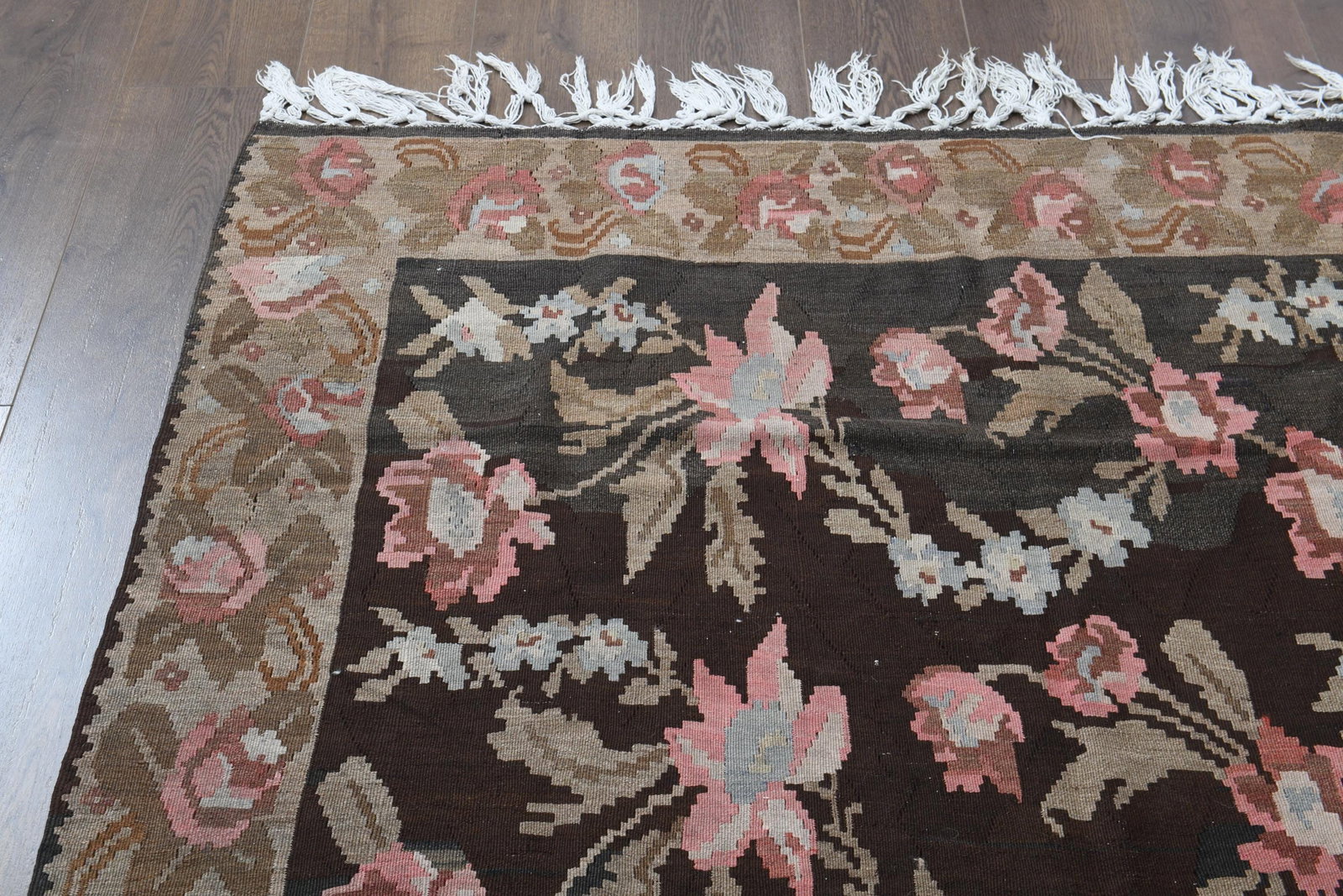 5.1x6.9 ft, FLORAL KILIM RUG - 3