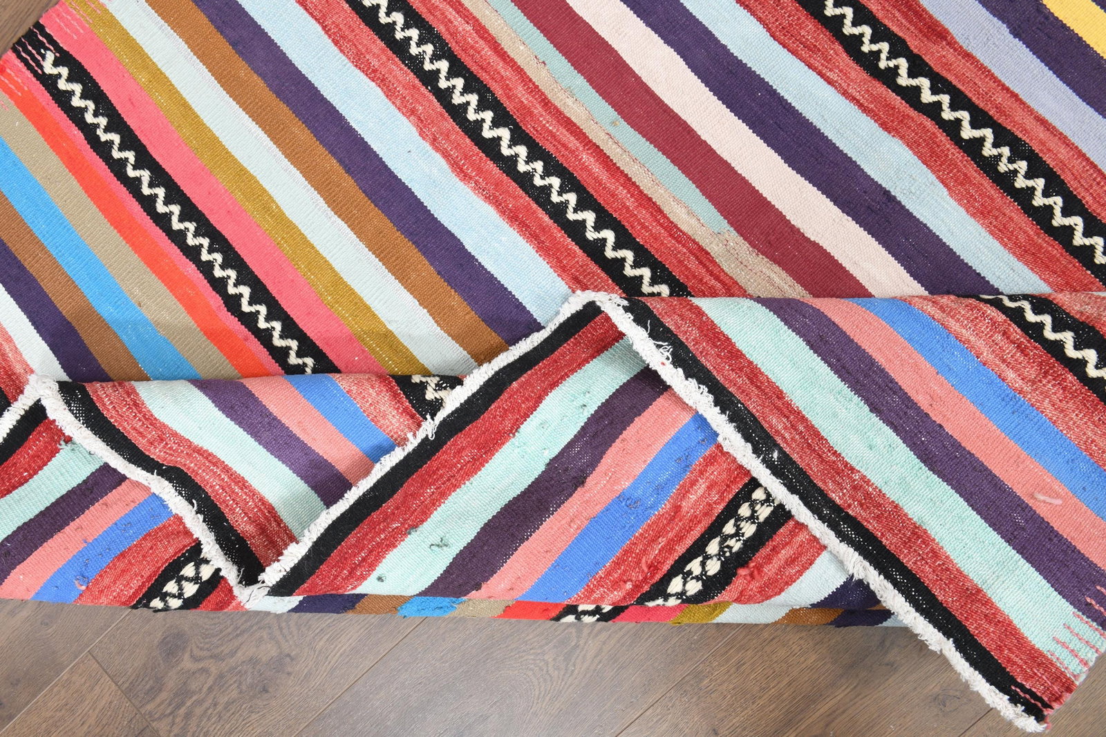 5'9x11'6 ft, COLORFUL DeCOR - 6