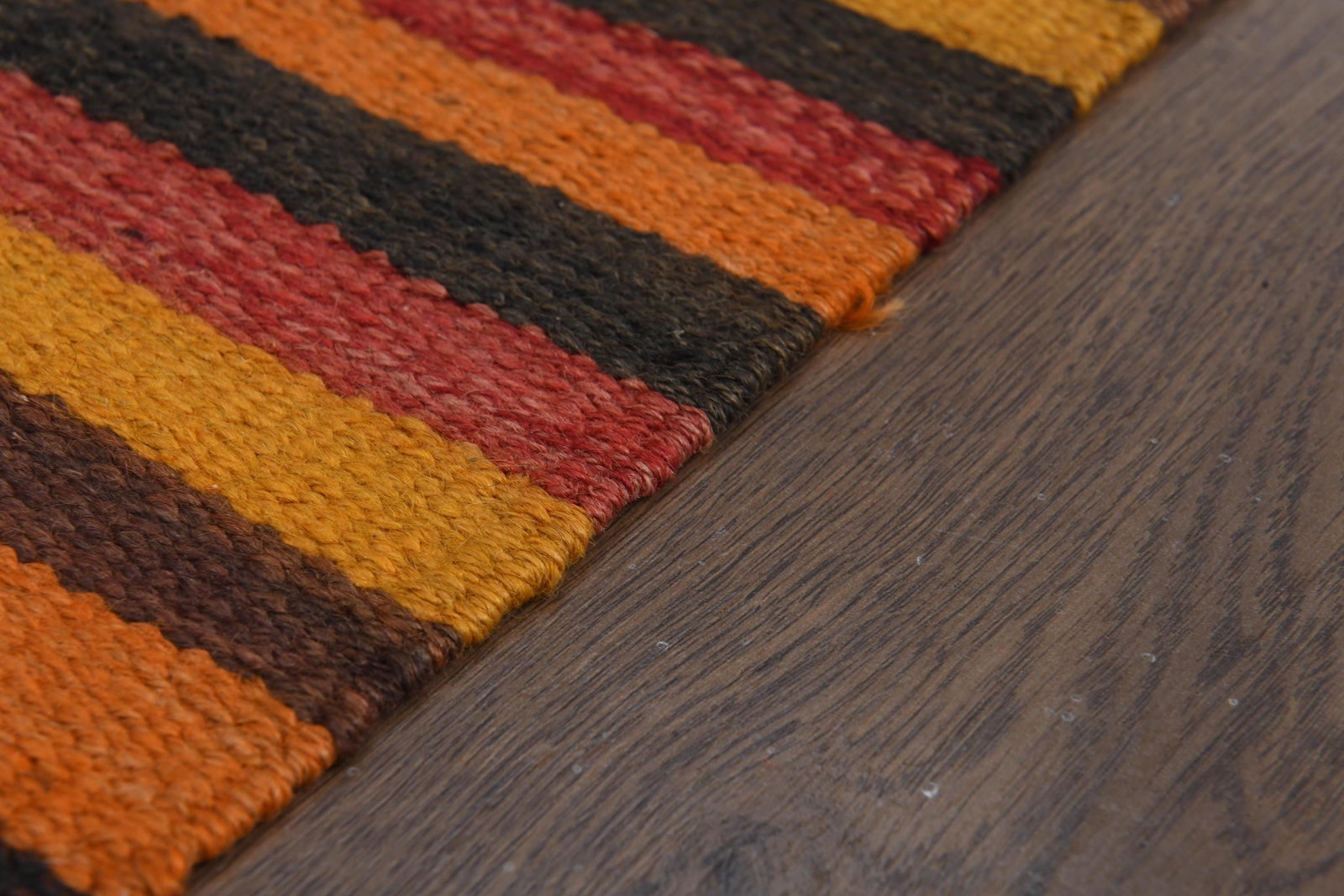 2'5x6'4 ft, ORANGE RED RUNNER, Turkish Vintage - 2