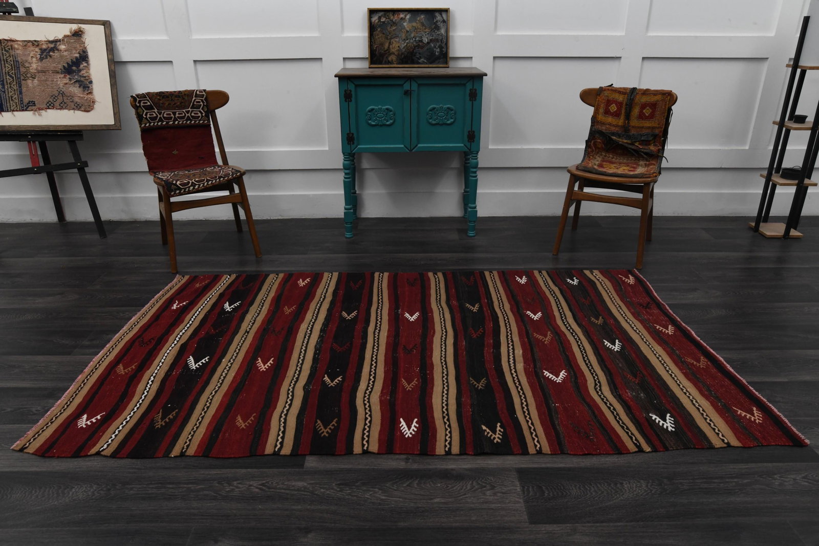 4.3x7.7 ft, TURKISH KILIM Rug: Title: 4.3x7.7 ft, TURKISH KILIM Rug Description: This Turkish one-of-a-kind Vintage Flatweave Kilim Rug is hand-knotted and handwoven by the most skilled artisans who use pure wool, in vibrant,