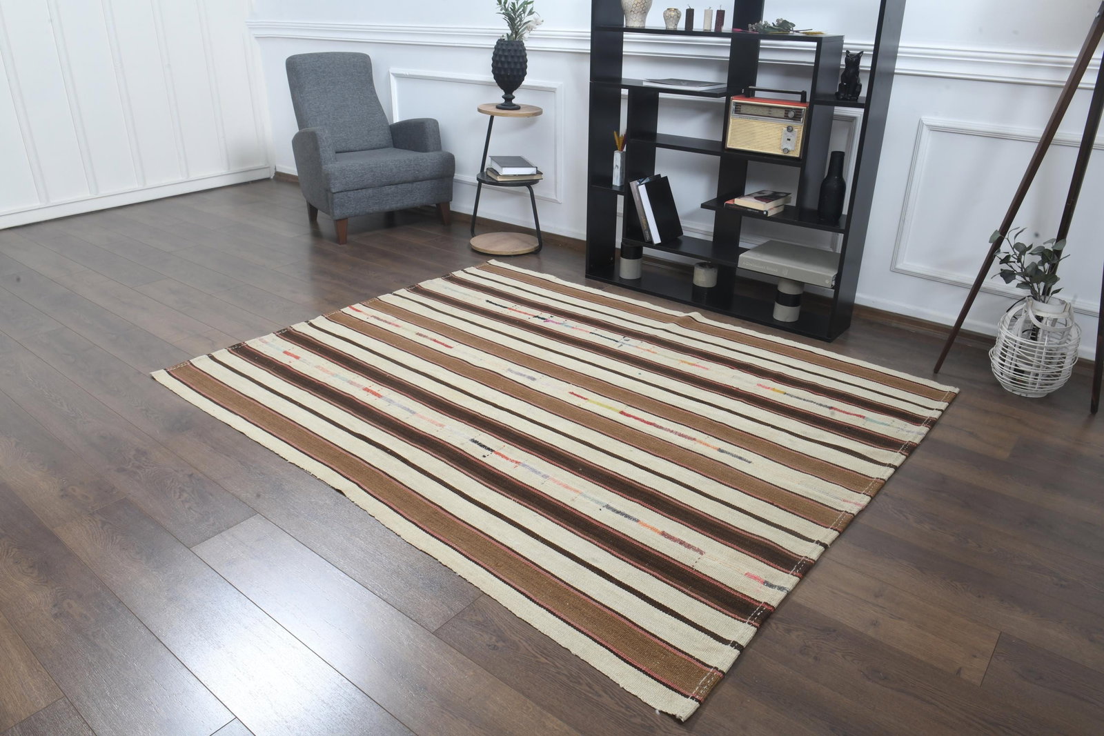 5.7x7.3 Minimalist Striped Vintage Kilim, Earth Tone - 5