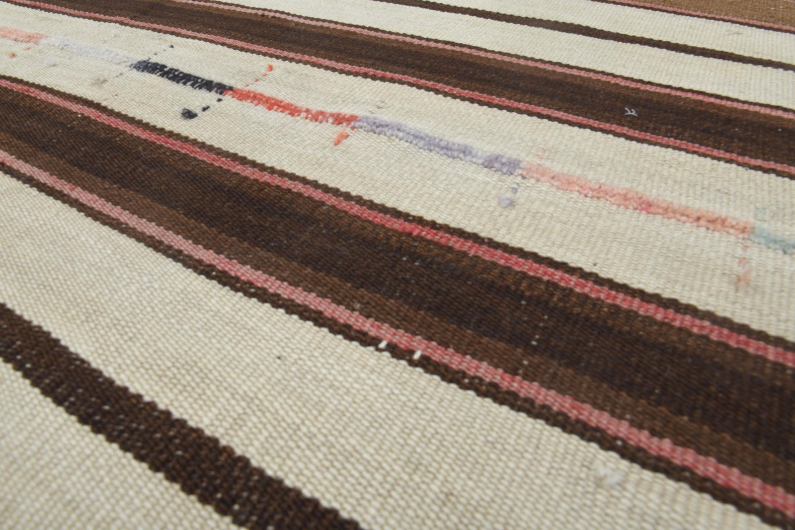 5.7x7.3 Minimalist Striped Vintage Kilim, Earth Tone - 8